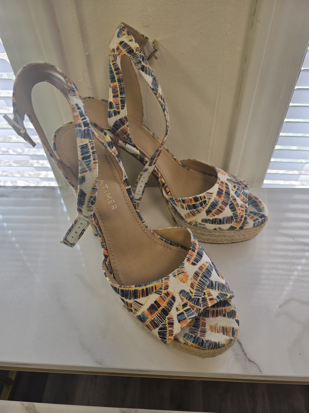 Gibson Latimer White Multicolor Pattern Wedge Sandals